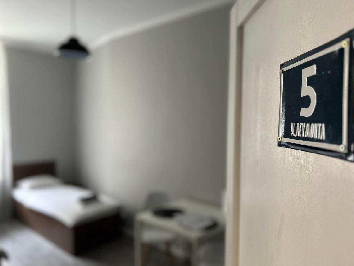 Noclegi Comfort - Self Check-In 24H Swidnica  Luaran gambar